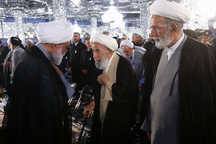 Photos: Fat’h-e Qarib analytical session held at Imam Reza shrine