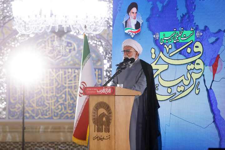 Photos: Fat’h-e Qarib analytical session held at Imam Reza shrine