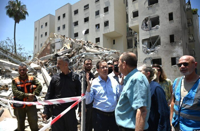 "Îran li navendên perwerdeya balafirvan û endazyarên pîşesaziyên çekdarî ya Îsraîlê darbelek giran lê xist."