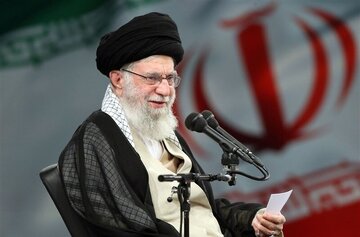 HZ.Îmam Elî Xamineyî: Îsraîl bi wêranbûnê re rûbirû ma bû