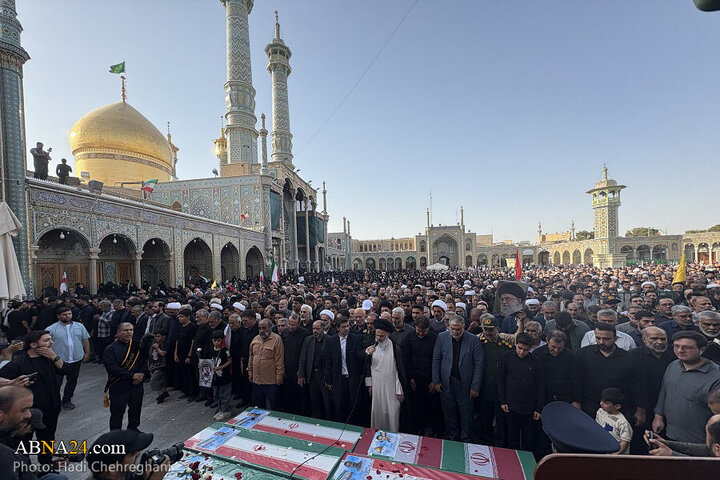 تقرير مصور/ تشييع ثمانية شهداء إيرانيين في حرم السيدة المعصومة (ع) بقم- 2