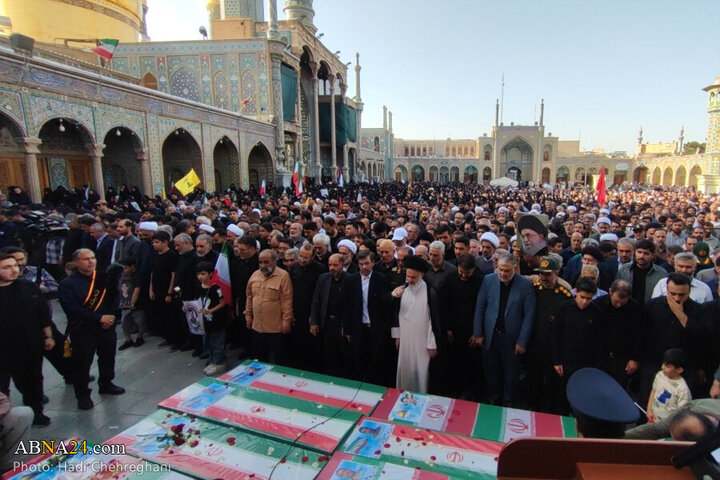 تقرير مصور/ تشييع ثمانية شهداء إيرانيين في حرم السيدة المعصومة (ع) بقم- 2