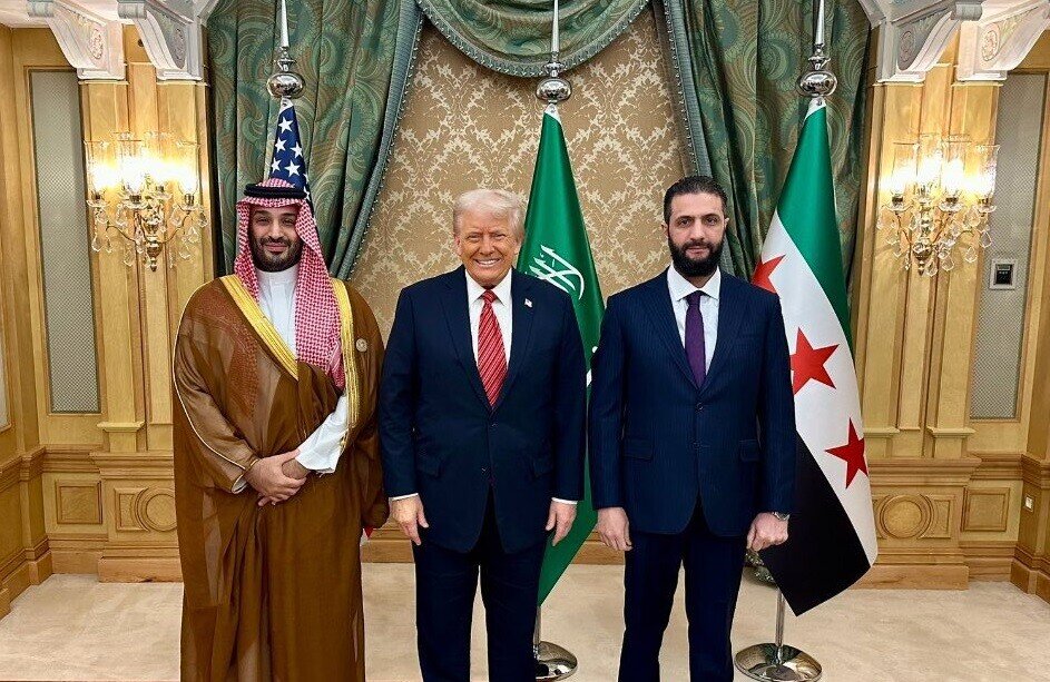 تواصل مباشر بين "دولة الاحتلال الصهيونية" وحكومة الشرع للتطبيع