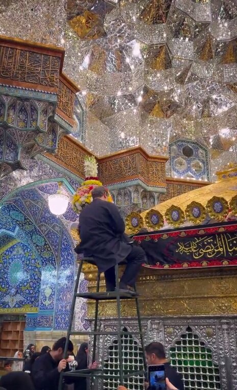 ویدیو | ضریح مطهر بانوی کرامت(س)، سیاه‌پوش شد