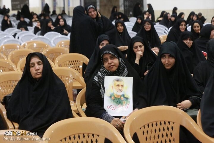 مراسم بزرگداشت شهدای حملات رژیم صهیونیستی در شهر اصفهان