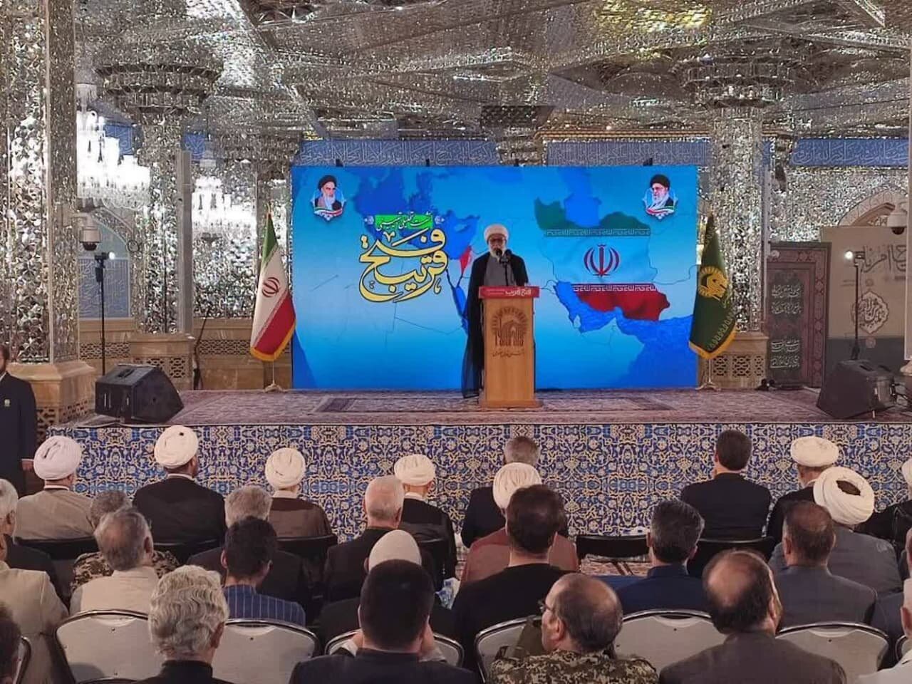 متولي العتبة الرضویة المقدسة: اللُحمة الوطنية هي أهم إنجاز للحرب الأخيرة بين إيران والكيان الصهيوني
