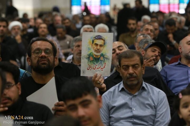 Photos: Commemoration ceremony of martyrs of Zionist regime's attacks held in Isfahan