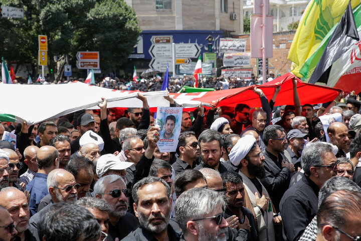 گزارش تصویری | بدرقه و تشییع پیکر شهدای حملات رژیم صهیونیستی در مشهد