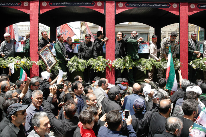 گزارش تصویری | بدرقه و تشییع پیکر شهدای حملات رژیم صهیونیستی در مشهد