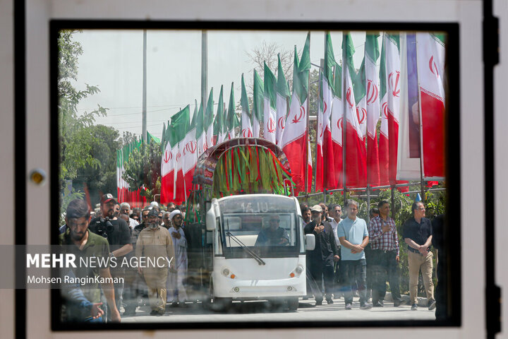 تقرير مصور/ جانب من مراسم تشييع جثامين الاقتدار الوطني في طهران