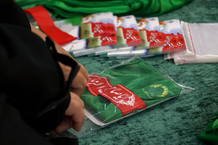 گزارش تصویری | کارگاه دوخت لباس شیرخوارگان حسینی