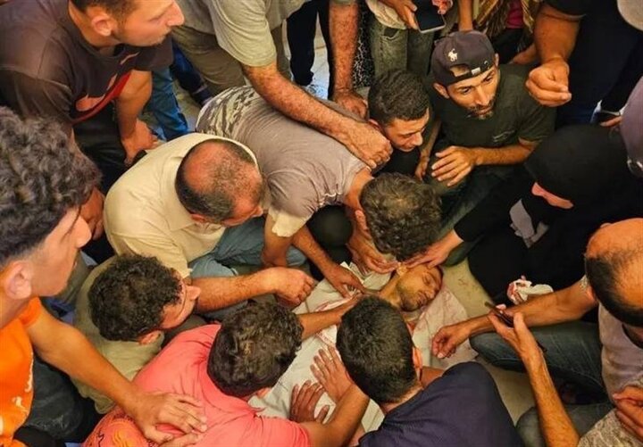 تداوم جنایات صهیونیست‌ها در غزه / مرگ ۶۶ کودک فلسطینی بر اثر گرسنگی در غزه