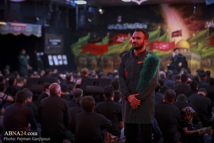 گزارش تصویری |  مراسم عزاداری دهه اول محرم در هیئت فدائیان حسین(ع)