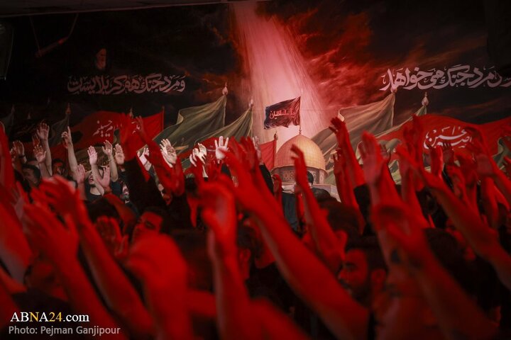 گزارش تصویری |  مراسم عزاداری دهه اول محرم در هیئت فدائیان حسین(ع)
