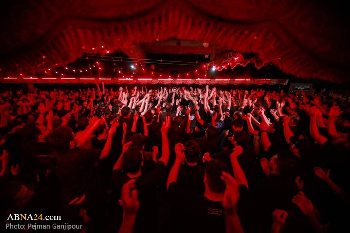 گزارش تصویری |  مراسم عزاداری دهه اول محرم در هیئت فدائیان حسین(ع)