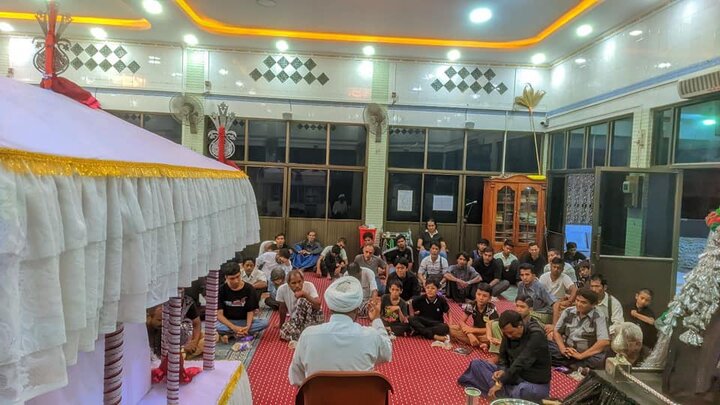 မန္တလေး မြို့ တွင် မုဟရမ် လ ၁ရက် ၊၂ရက် နှင့် ၃ ရက်ညများ  ၌  ပြုလုပ် ခဲ့သည့် မဂျ်လစ် စေ ဟိုစိုင်းန် (အ.စ)  ၏ ပုံရိပ်များ  ။ ။ Photos