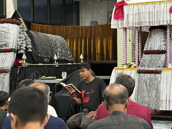 မန္တလေး မြို့ တွင် မုဟရမ် လ ၁ရက် ၊၂ရက် နှင့် ၃ ရက်ညများ  ၌  ပြုလုပ် ခဲ့သည့် မဂျ်လစ် စေ ဟိုစိုင်းန် (အ.စ)  ၏ ပုံရိပ်များ  ။ ။ Photos