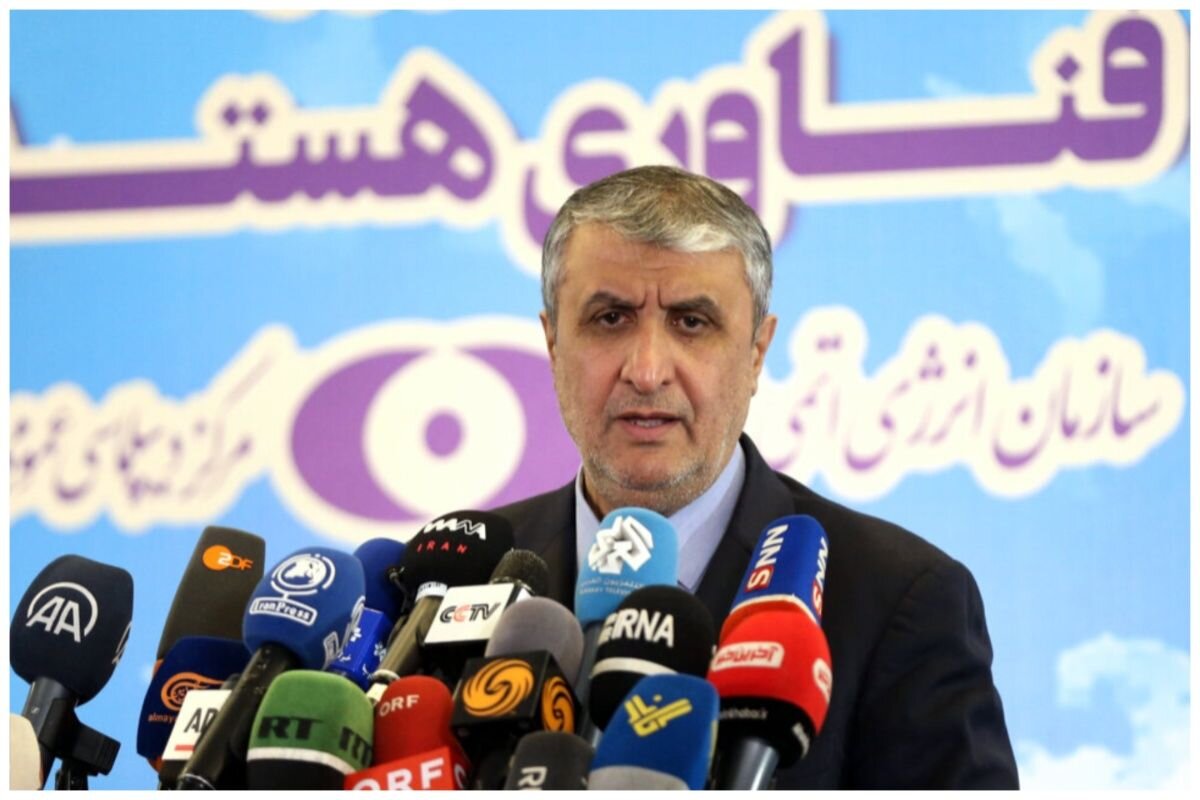 Eslami: Iranian scientists will defend nuclear achievements with strength