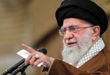 تصویری خبر | [امام] خامنہ ای انسانیت کے نجات دہندہ کے طور لافانی ہوجائیں گے، ایلون میرزاہی