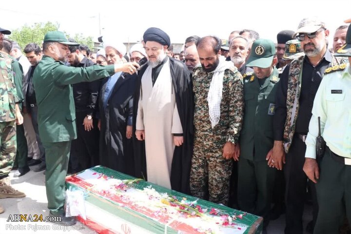 تشییع پیکر سردار شهید غلامرضا سوادکوهی در فریدن اصفهان