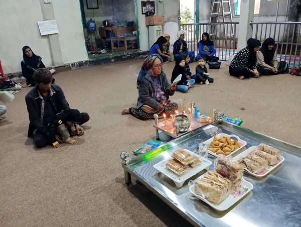 တောင်ကြီး ရှီအဟ် အေမာမ်ဘာရာ တွင် မုဟရမ် လ ၁ရက် ၊၂ရက် နှင့် ၃ ရက်ညများ  ၌  ပြုလုပ် ခဲ့သည့် မဂျ်လစ် စေ ဟိုစိုင်းန် (အ.စ)  ၏  မြင်ကွင်းများ  ။ ။ Photos