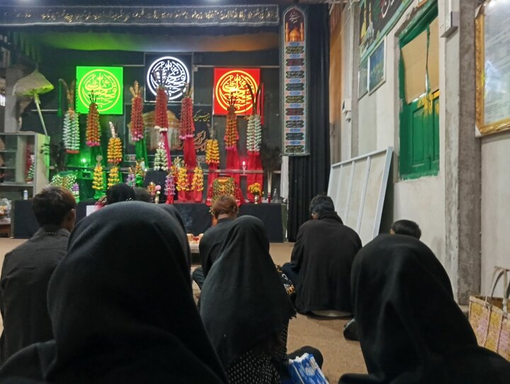 တောင်ကြီး ရှီအဟ် အေမာမ်ဘာရာ တွင် မုဟရမ် လ ၁ရက် ၊၂ရက် နှင့် ၃ ရက်ညများ  ၌  ပြုလုပ် ခဲ့သည့် မဂျ်လစ် စေ ဟိုစိုင်းန် (အ.စ)  ၏  မြင်ကွင်းများ  ။ ။ Photos