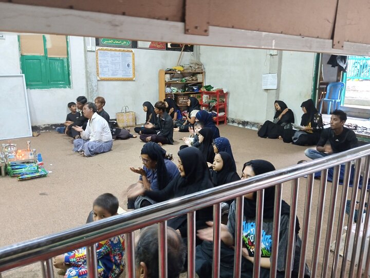 တောင်ကြီး ရှီအဟ် အေမာမ်ဘာရာ တွင် မုဟရမ် လ ၁ရက် ၊၂ရက် နှင့် ၃ ရက်ညများ  ၌  ပြုလုပ် ခဲ့သည့် မဂျ်လစ် စေ ဟိုစိုင်းန် (အ.စ)  ၏  မြင်ကွင်းများ  ။ ။ Photos