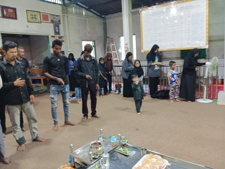 တောင်ကြီး ရှီအဟ် အေမာမ်ဘာရာ တွင် မုဟရမ် လ ၁ရက် ၊၂ရက် နှင့် ၃ ရက်ညများ  ၌  ပြုလုပ် ခဲ့သည့် မဂျ်လစ် စေ ဟိုစိုင်းန် (အ.စ)  ၏  မြင်ကွင်းများ  ။ ။ Photos