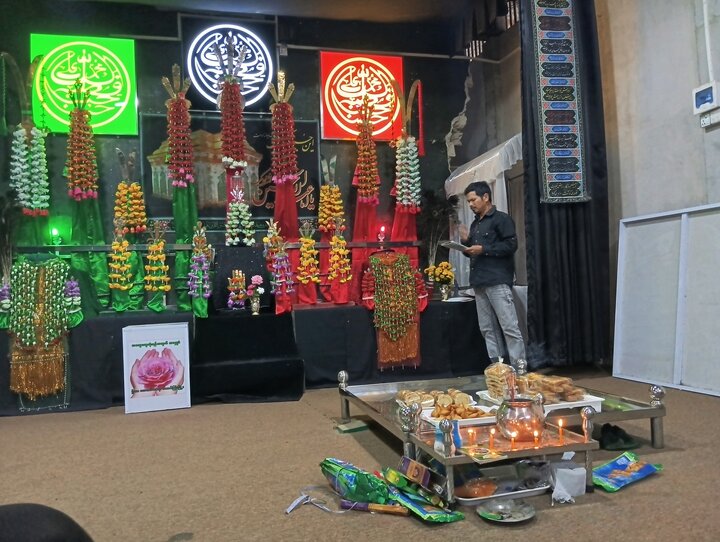 တောင်ကြီး ရှီအဟ် အေမာမ်ဘာရာ တွင် မုဟရမ် လ ၁ရက် ၊၂ရက် နှင့် ၃ ရက်ညများ  ၌  ပြုလုပ် ခဲ့သည့် မဂျ်လစ် စေ ဟိုစိုင်းန် (အ.စ)  ၏  မြင်ကွင်းများ  ။ ။ Photos