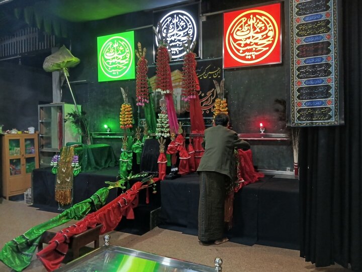 တောင်ကြီး ရှီအဟ် အေမာမ်ဘာရာ တွင် မုဟရမ် လ ၁ရက် ၊၂ရက် နှင့် ၃ ရက်ညများ  ၌  ပြုလုပ် ခဲ့သည့် မဂျ်လစ် စေ ဟိုစိုင်းန် (အ.စ)  ၏  မြင်ကွင်းများ  ။ ။ Photos