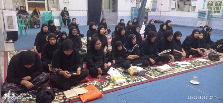 ပြည် ကျောင်းကြီးရှီအဟ် မတ်စ်ဂျစ်ဒ် တွင်  မုဟရမ် လ ၁ရက် ၊၂ရက် နှင့် ၃ ရက်ညများ  ၌  ပြုလုပ် ခဲ့သည့် မဂျ်လစ် စေ ဟိုစိုင်းန် (အ.စ)  ၏ မြင်ကွင်း  ။ ။ Photos