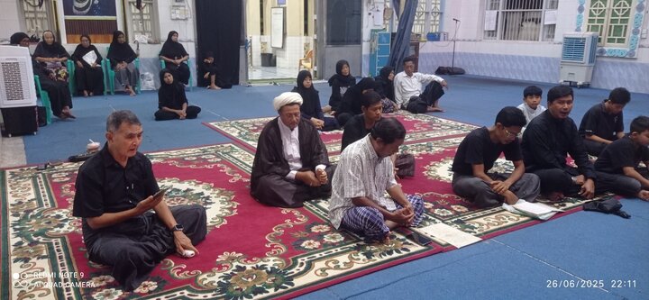 ပြည် ကျောင်းကြီးရှီအဟ် မတ်စ်ဂျစ်ဒ် တွင်  မုဟရမ် လ ၁ရက် ၊၂ရက် နှင့် ၃ ရက်ညများ  ၌  ပြုလုပ် ခဲ့သည့် မဂျ်လစ် စေ ဟိုစိုင်းန် (အ.စ)  ၏ မြင်ကွင်း  ။ ။ Photos