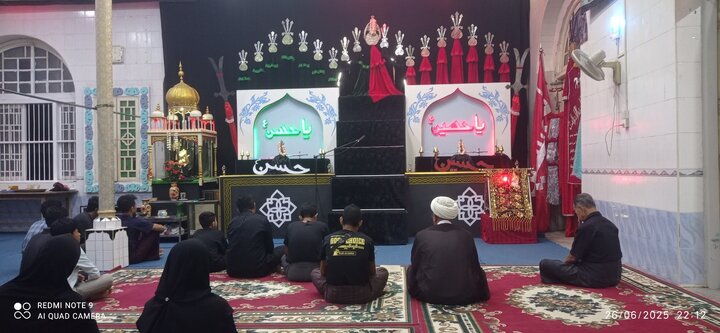 ပြည် ကျောင်းကြီးရှီအဟ် မတ်စ်ဂျစ်ဒ် တွင်  မုဟရမ် လ ၁ရက် ၊၂ရက် နှင့် ၃ ရက်ညများ  ၌  ပြုလုပ် ခဲ့သည့် မဂျ်လစ် စေ ဟိုစိုင်းန် (အ.စ)  ၏ မြင်ကွင်း  ။ ။ Photos