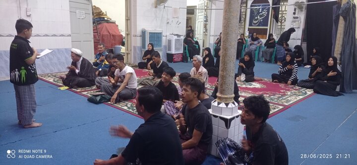 ပြည် ကျောင်းကြီးရှီအဟ် မတ်စ်ဂျစ်ဒ် တွင်  မုဟရမ် လ ၁ရက် ၊၂ရက် နှင့် ၃ ရက်ညများ  ၌  ပြုလုပ် ခဲ့သည့် မဂျ်လစ် စေ ဟိုစိုင်းန် (အ.စ)  ၏ မြင်ကွင်း  ။ ။ Photos