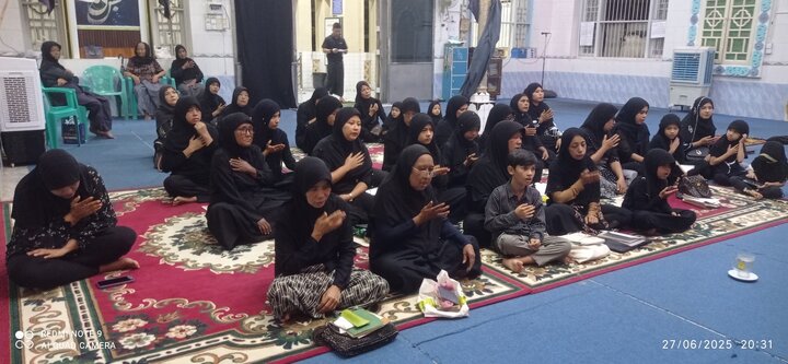 ပြည် ကျောင်းကြီးရှီအဟ် မတ်စ်ဂျစ်ဒ် တွင်  မုဟရမ် လ ၁ရက် ၊၂ရက် နှင့် ၃ ရက်ညများ  ၌  ပြုလုပ် ခဲ့သည့် မဂျ်လစ် စေ ဟိုစိုင်းန် (အ.စ)  ၏ မြင်ကွင်း  ။ ။ Photos