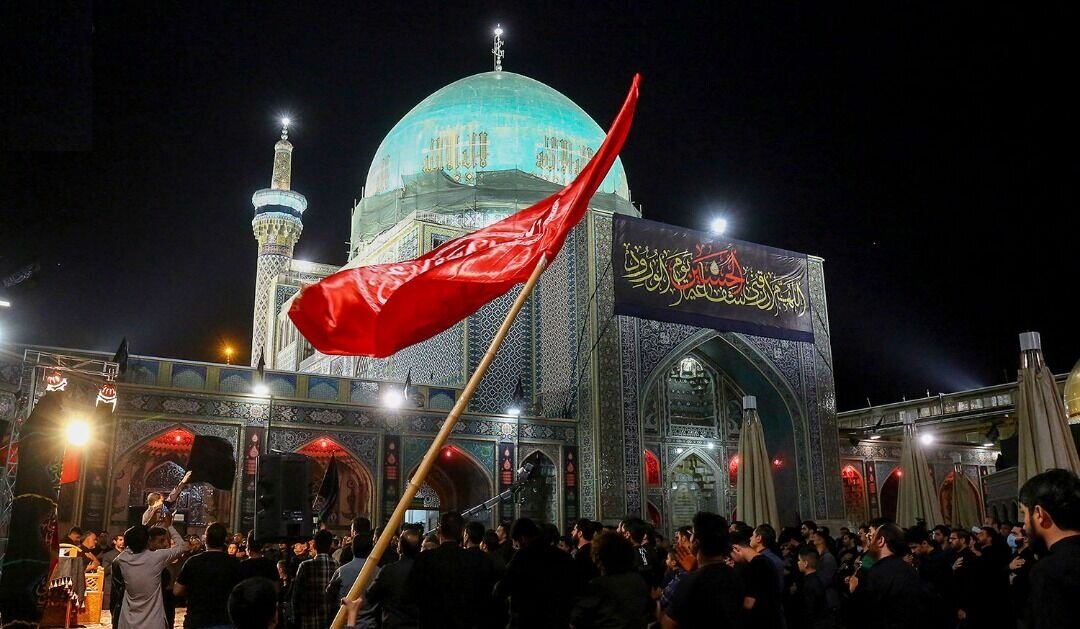 اعلام برنامه‌های ویژه محرم برای زائران خارجی در حرم مطهر امام رضا(ع)