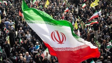 イラン外相「血は流しても国土と威厳は手放さなかった」／外務省報道官「殉教者は新たな英雄を生む種」