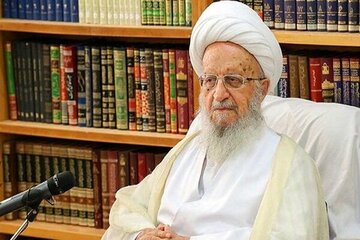 مەرجەعێکی باڵای شیعە: هەر هەڕەشەیەک لە ڕێبەری، حوکمی موحاربەی هەیە