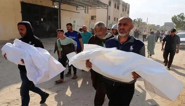 غزہ: نہتے فلسطینی شہریوں پر صہیونی درندوں کی فائرنگ میں 4 فلسطینی شہید