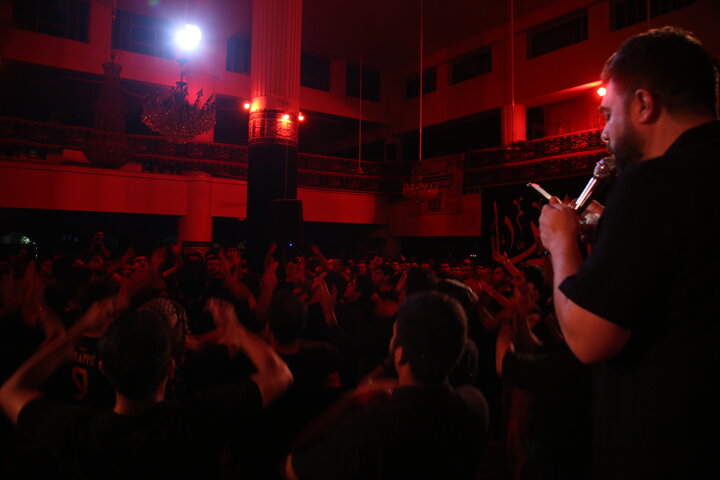 تصاویر| مراسم عزاداری پیروان حضرت علی اکبر(ع) شیراز در شب چهارم محرم