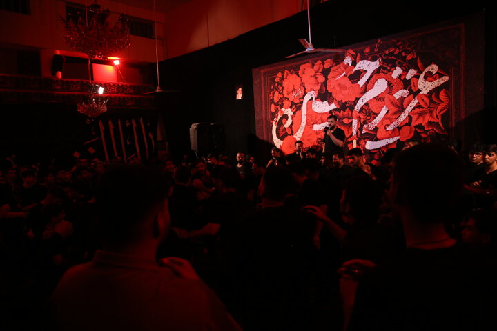 تصاویر| مراسم عزاداری پیروان حضرت علی اکبر(ع) شیراز در شب چهارم محرم