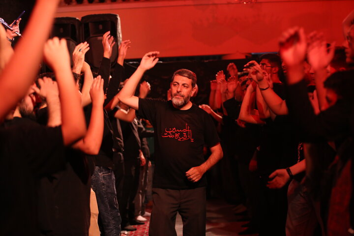 تصاویر| مراسم عزاداری پیروان حضرت علی اکبر(ع) شیراز در شب چهارم محرم