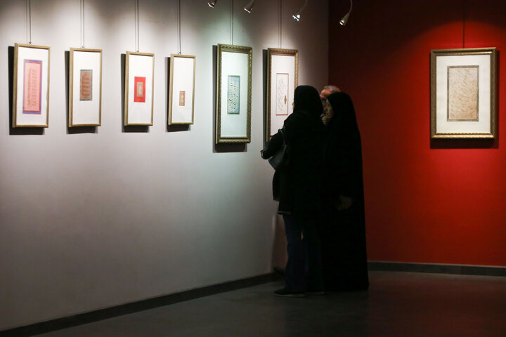 گزارش تصویری | نمایشگاه خوشنویسی «گلاب اشک»