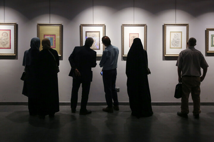 گزارش تصویری | نمایشگاه خوشنویسی «گلاب اشک»