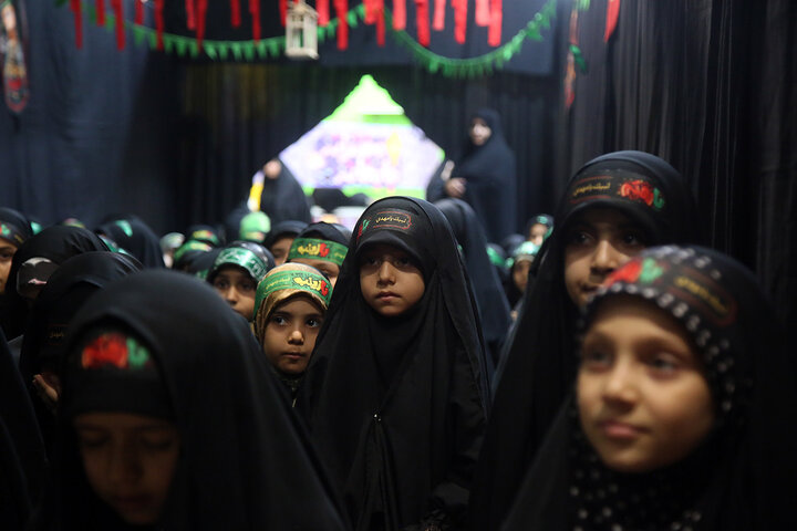 گزارش تصویری  | عزاداری نیجریه‌ای‌ها در حرم مطهر بانوی کرامت