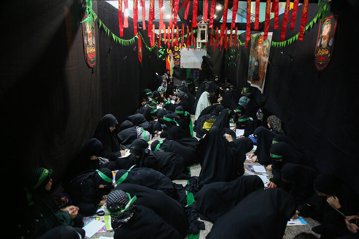 گزارش تصویری  | عزاداری نیجریه‌ای‌ها در حرم مطهر بانوی کرامت