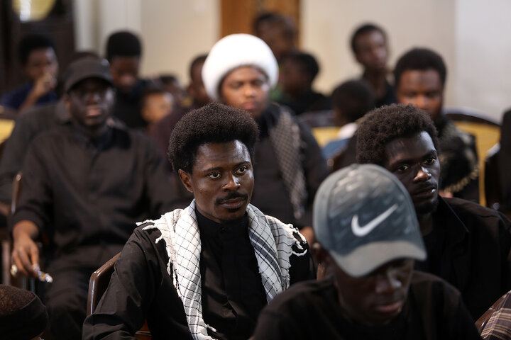 گزارش تصویری | عزاداری نیجریه‌ای‌ها در حرم مطهر بانوی کرامت