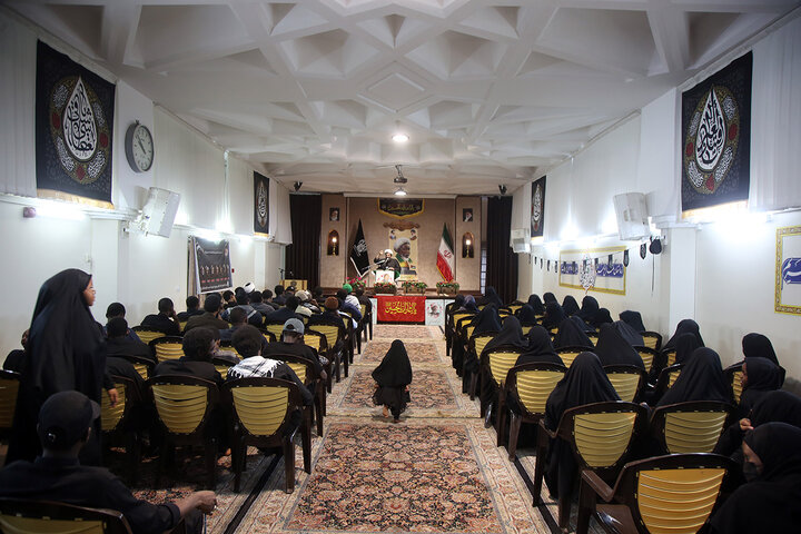 گزارش تصویری | عزاداری نیجریه‌ای‌ها در حرم مطهر بانوی کرامت