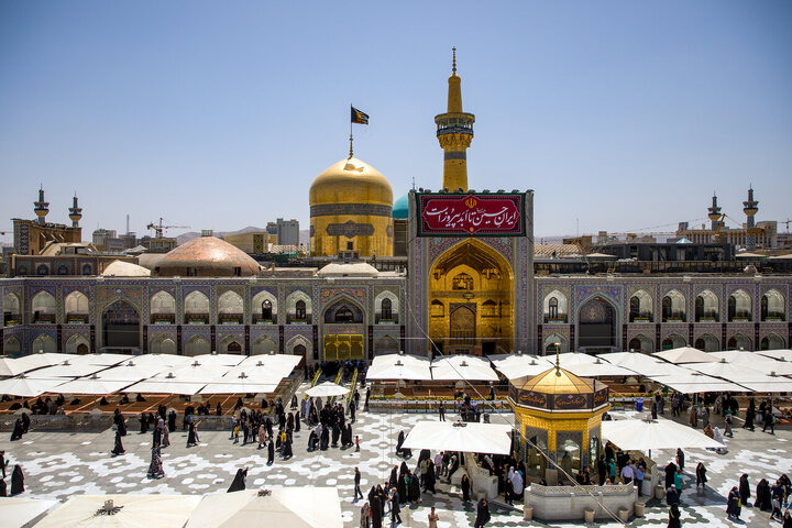 Signos del duelo husainí en el venerado santuario del Imam Reza (P)