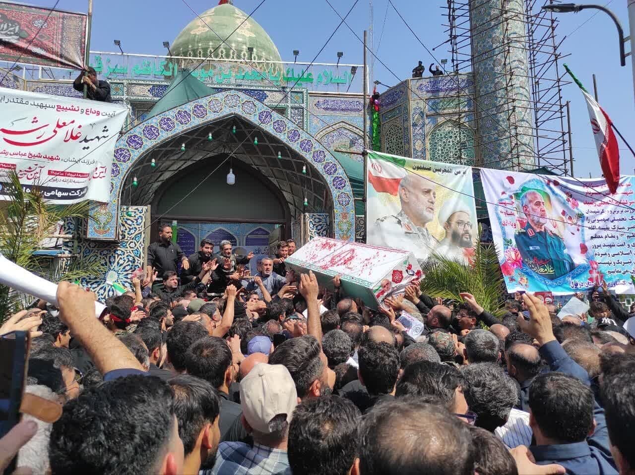 Martyred I.R.G.C. commander Gholamali Rashid laid to rest in Dezful